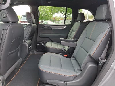 2025 GMC Acadia AT4