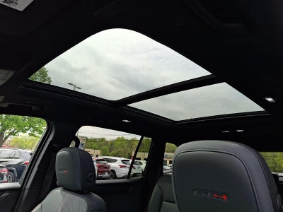 2025 GMC Acadia AT4