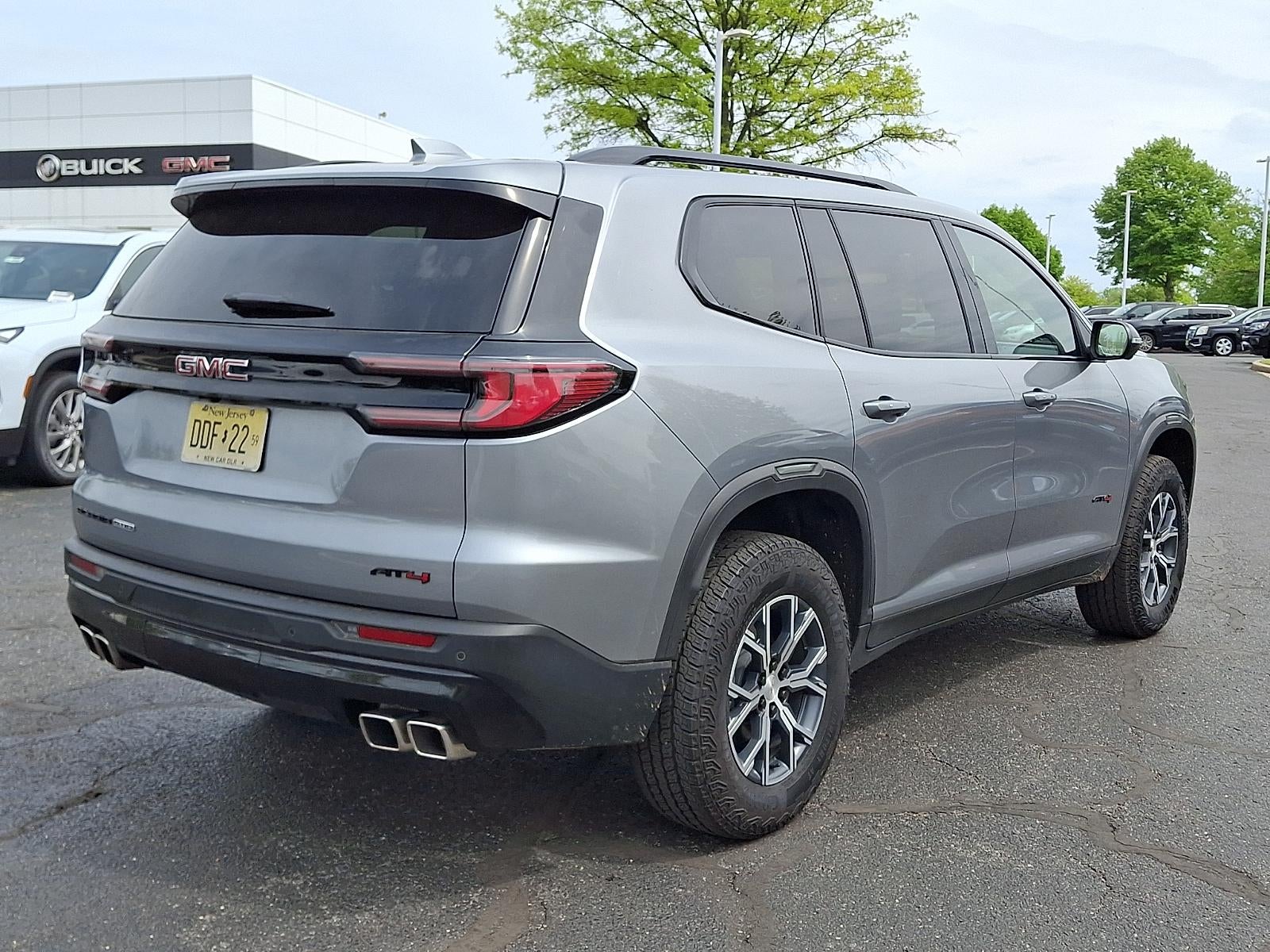 2025 GMC Acadia AT4