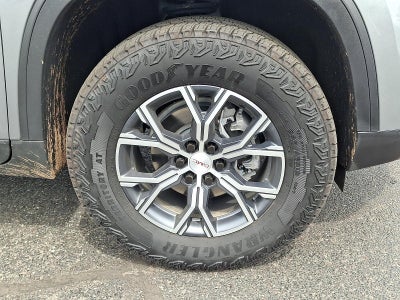 2025 GMC Acadia AT4