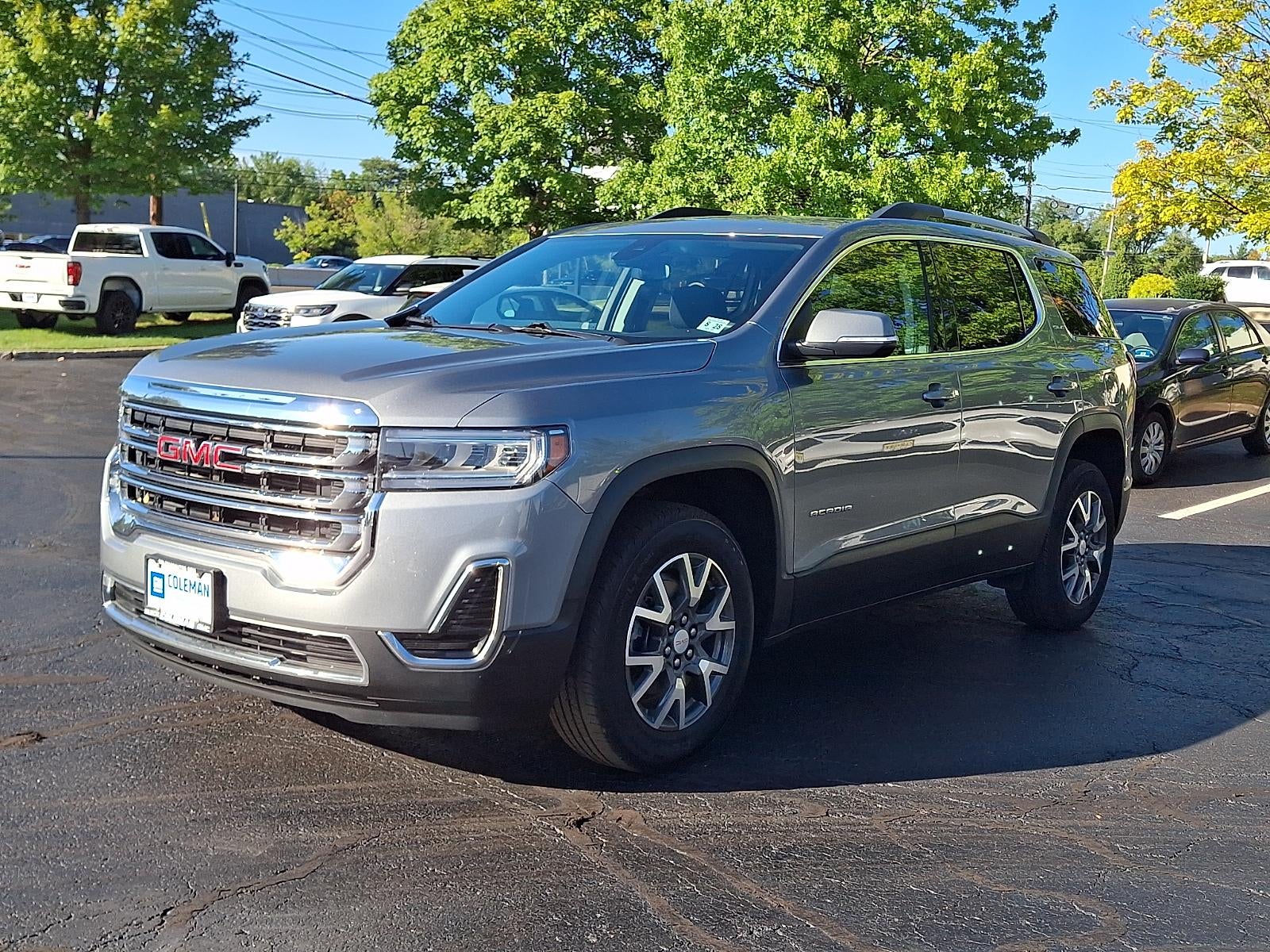 2023 GMC Acadia SLE
