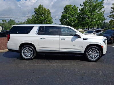2023 GMC Yukon XL SLT