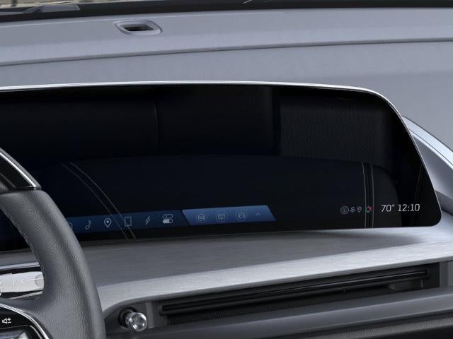 2026 Cadillac VISTIQ Base