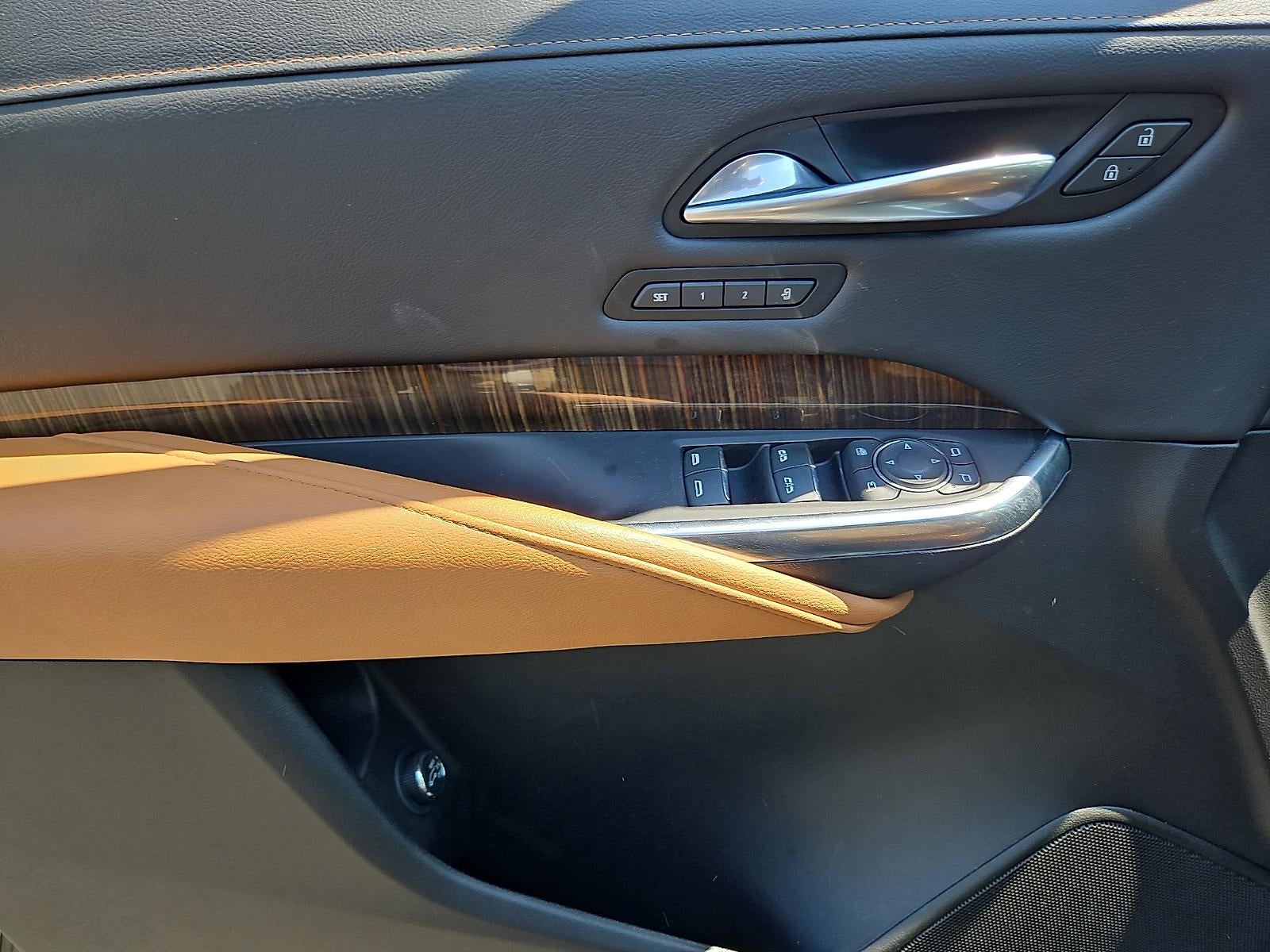 2022 Cadillac XT4 Premium Luxury