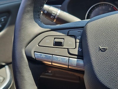 2022 Cadillac XT4 Premium Luxury