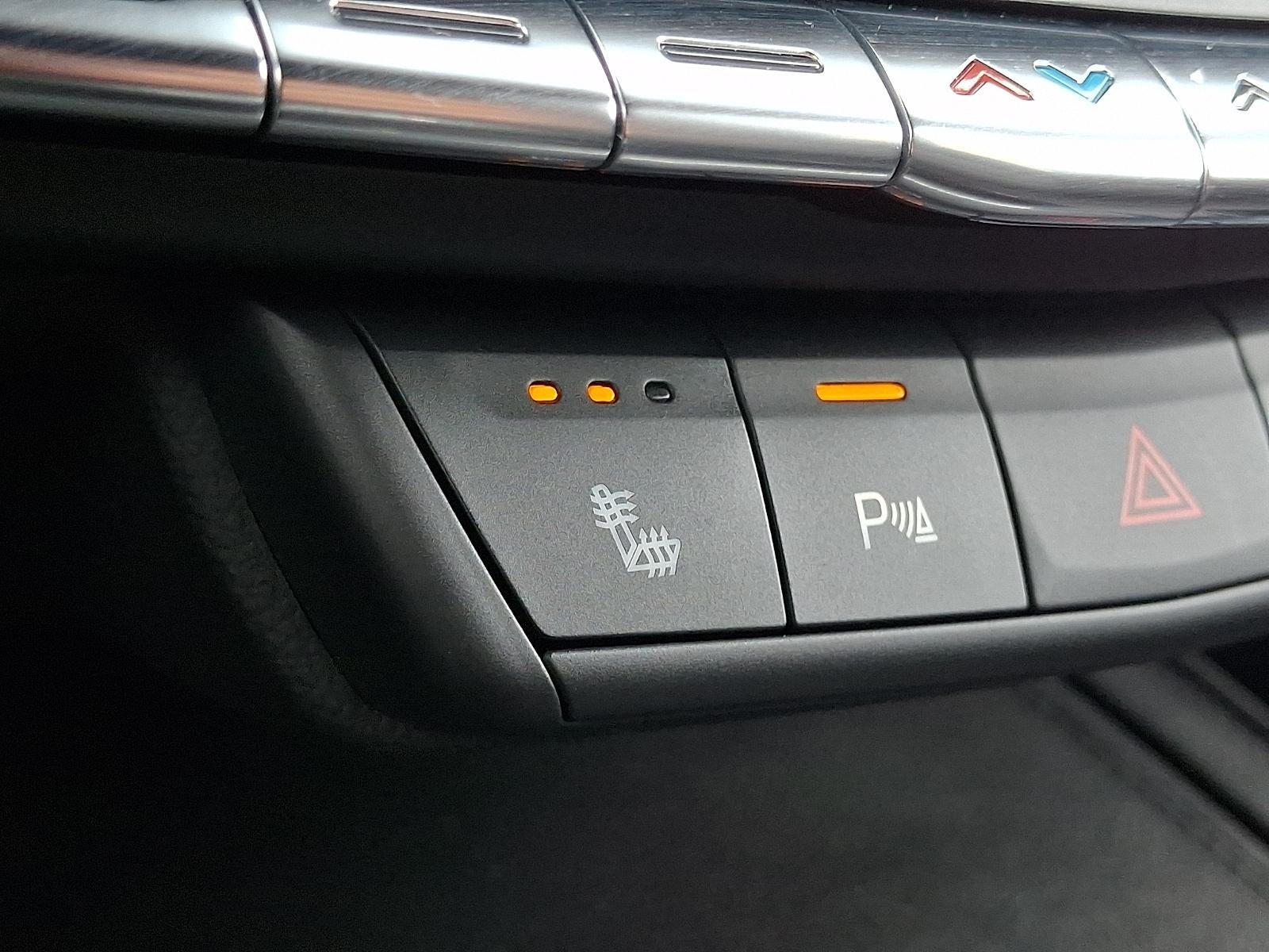 2020 Cadillac XT4 AWD Premium Luxury