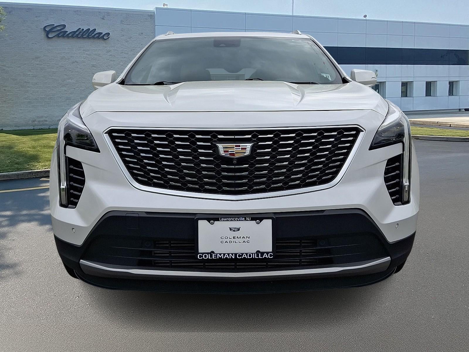 2022 Cadillac XT4 Premium Luxury