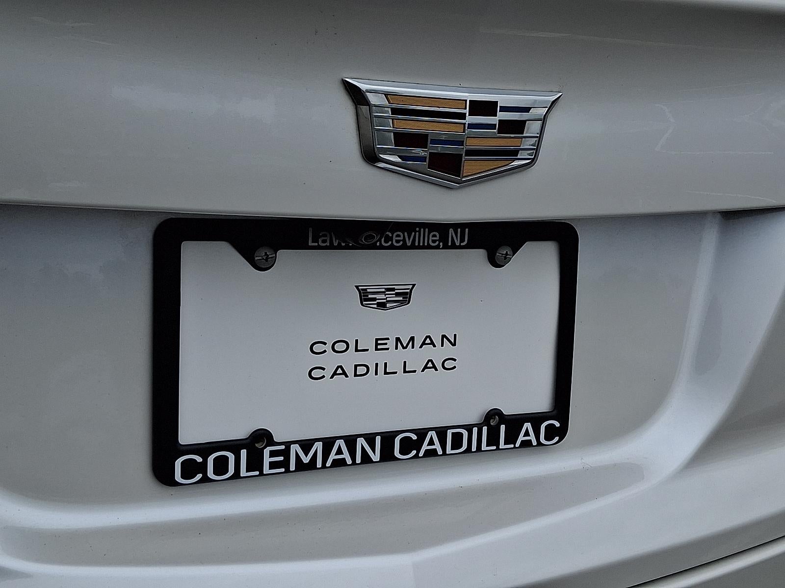 2022 Cadillac XT4 Premium Luxury