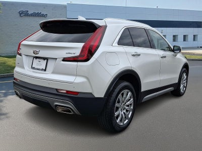 2022 Cadillac XT4 Premium Luxury
