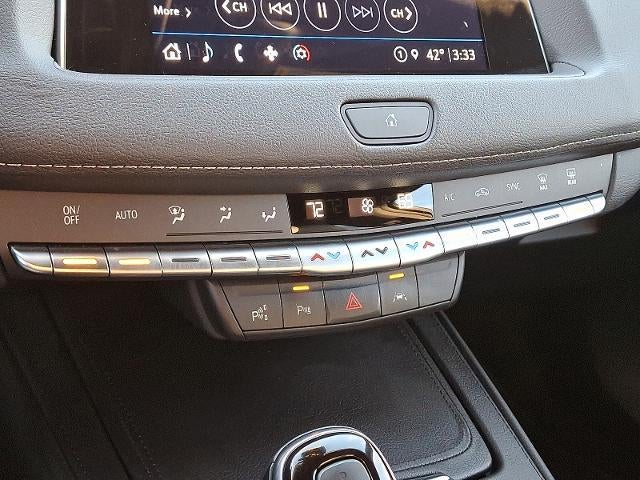 2022 Cadillac XT4 Premium Luxury