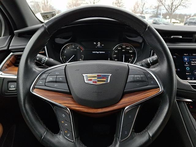 2022 Cadillac XT5 Premium Luxury