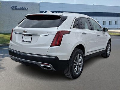 2022 Cadillac XT5 Premium Luxury