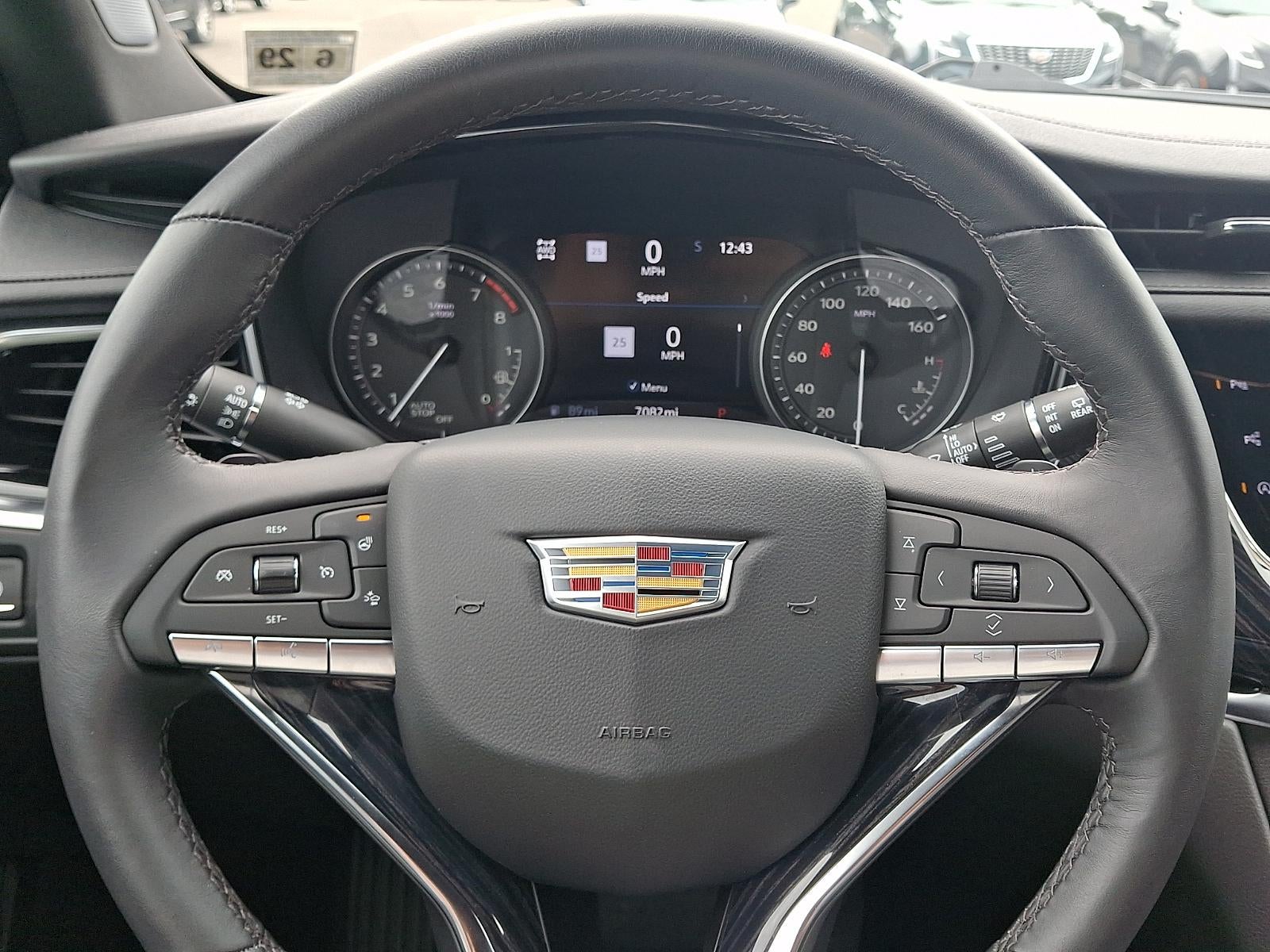 2024 Cadillac XT6 Premium Luxury