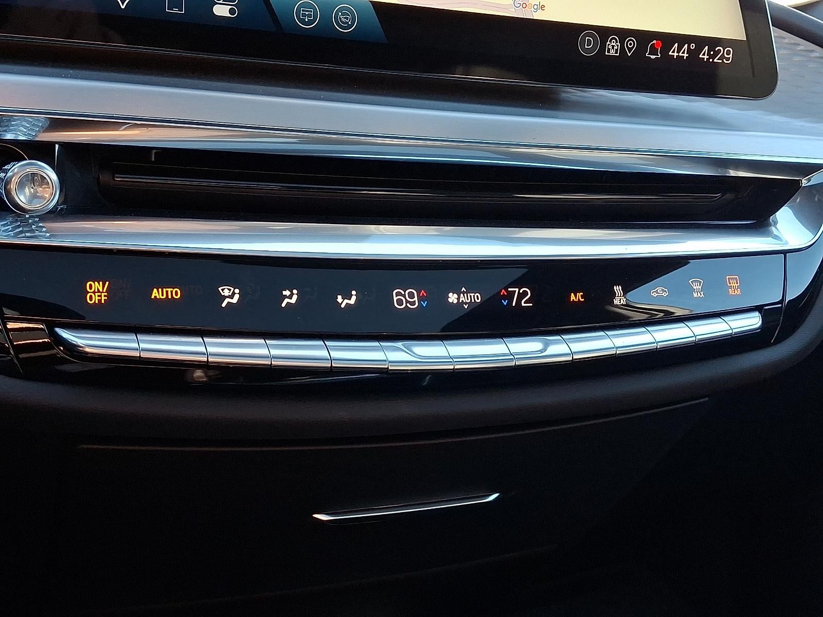 2025 Cadillac LYRIQ Luxury 1