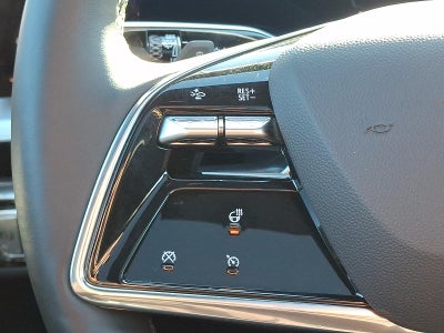 2025 Cadillac LYRIQ Luxury 1