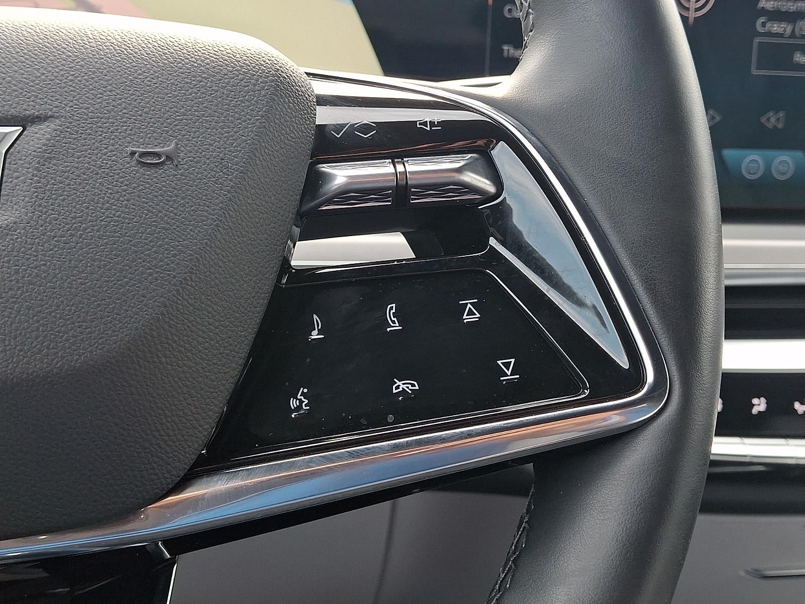 2025 Cadillac LYRIQ Luxury 1