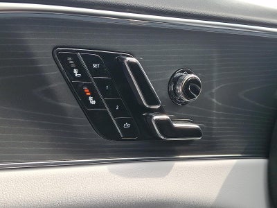 2025 Cadillac LYRIQ Luxury 1