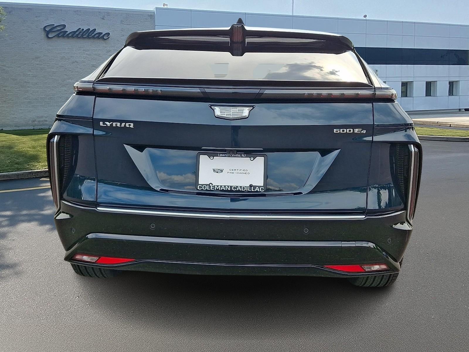 2025 Cadillac LYRIQ Luxury 1