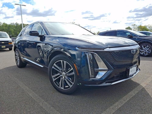 2024 Cadillac LYRIQ Luxury 1
