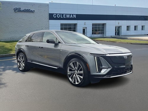 2025 Cadillac LYRIQ Luxury 3