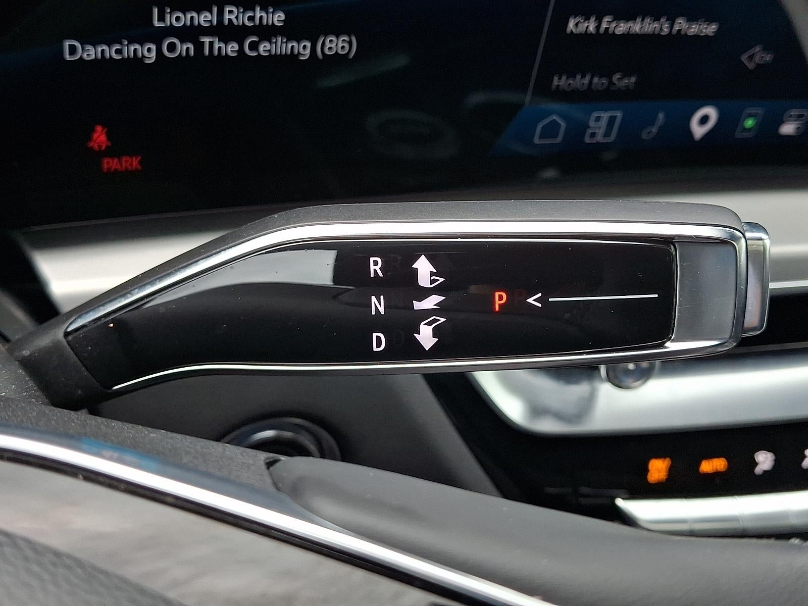 2025 Cadillac LYRIQ Luxury 3 - Photo 16