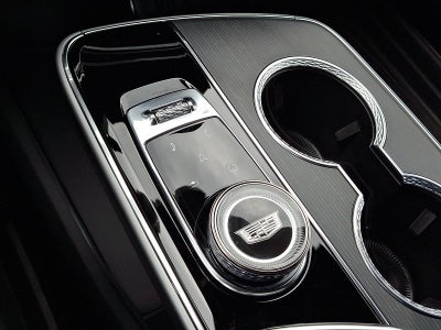 2025 Cadillac LYRIQ Luxury 3