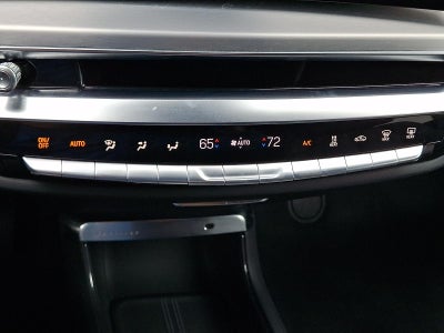 2025 Cadillac LYRIQ Luxury 3