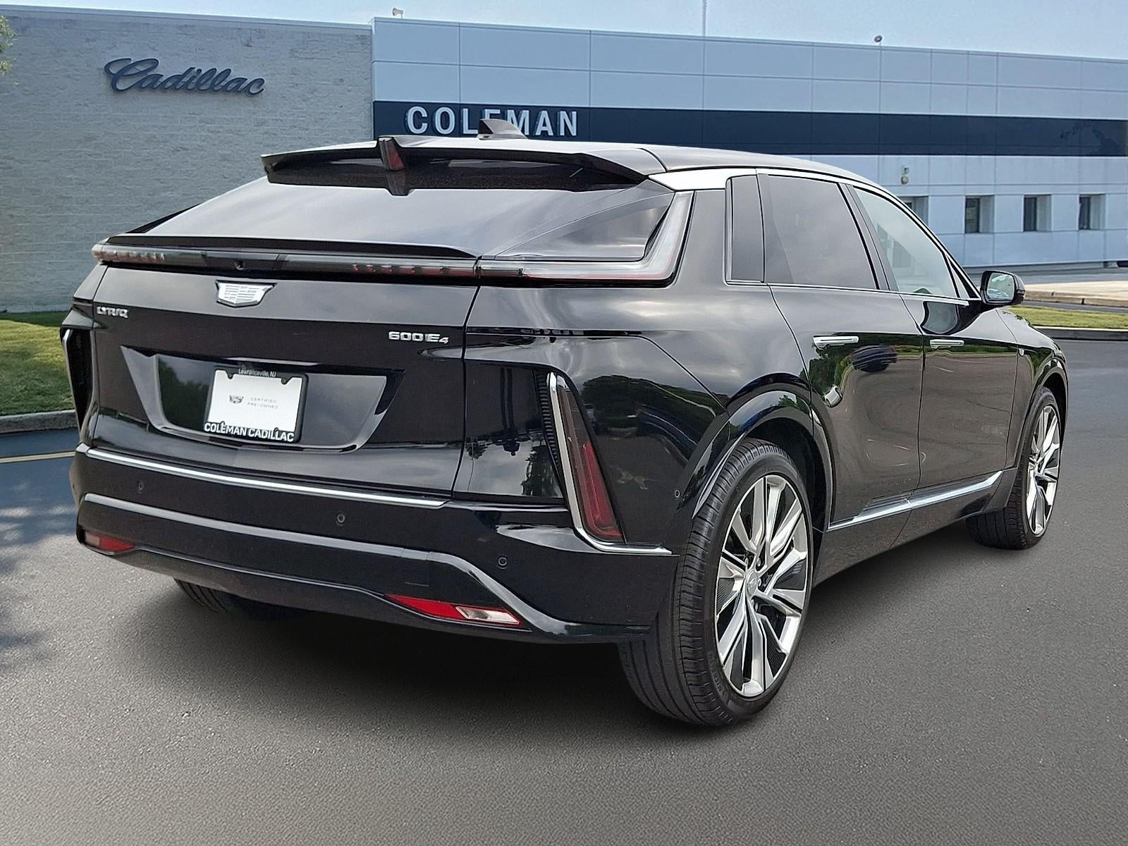 2025 Cadillac LYRIQ Luxury 3
