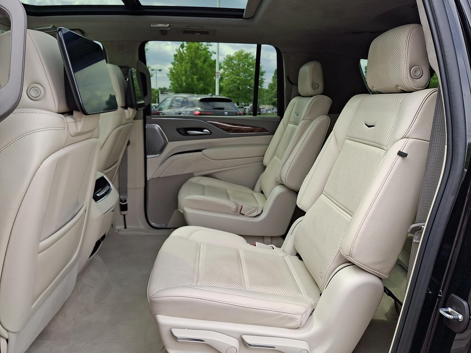 2024 Cadillac Escalade ESV Sport Platinum