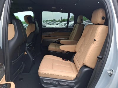 2025 Cadillac ESCALADE IQ Luxury 2
