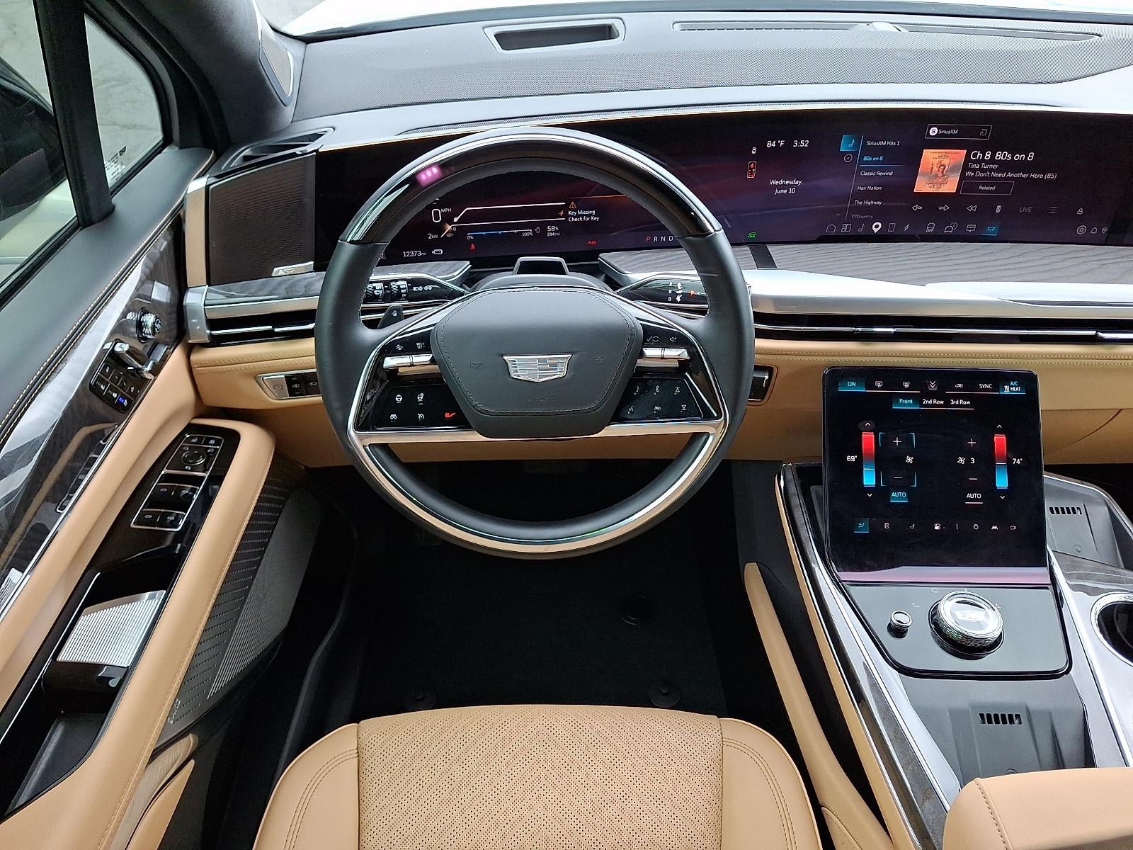 2025 Cadillac ESCALADE IQ Luxury 2