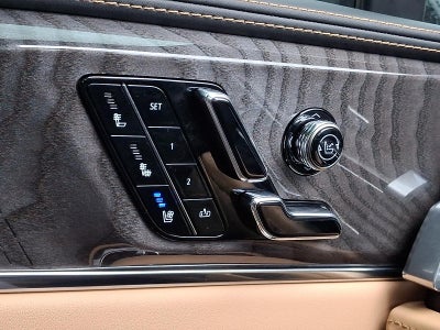 2025 Cadillac ESCALADE IQ Luxury 2