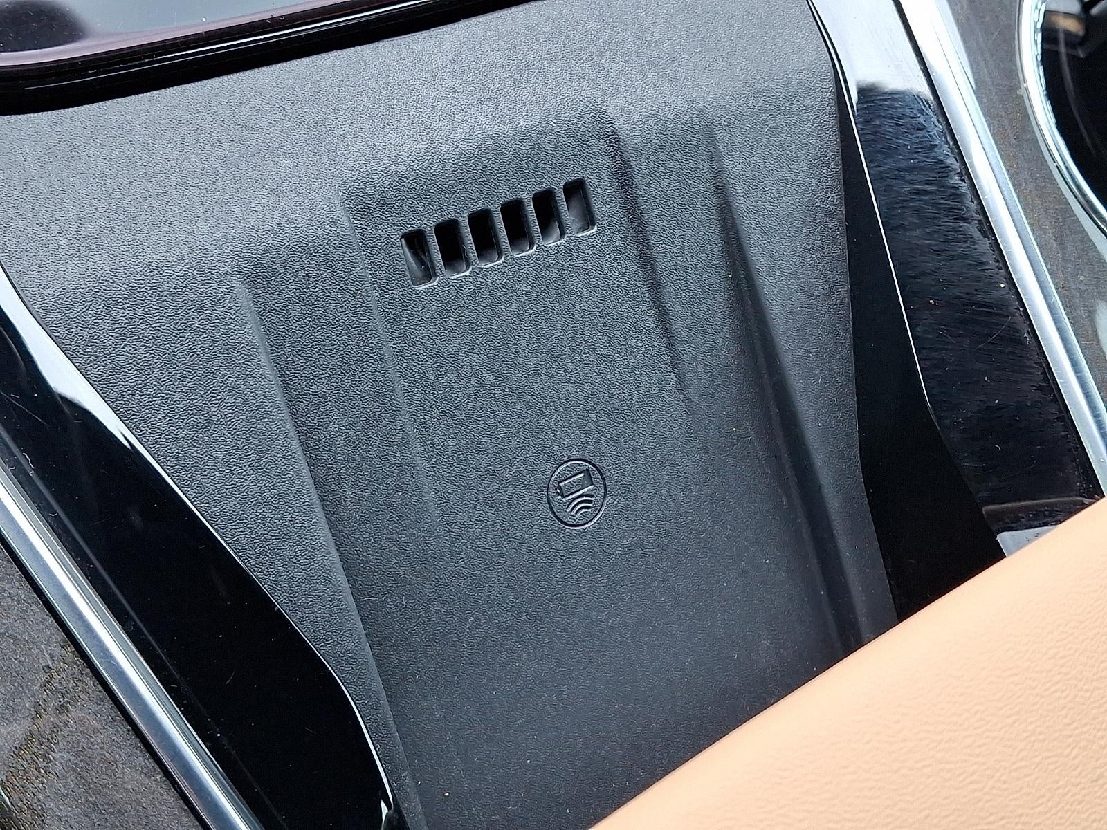 2025 Cadillac ESCALADE IQ Luxury 2