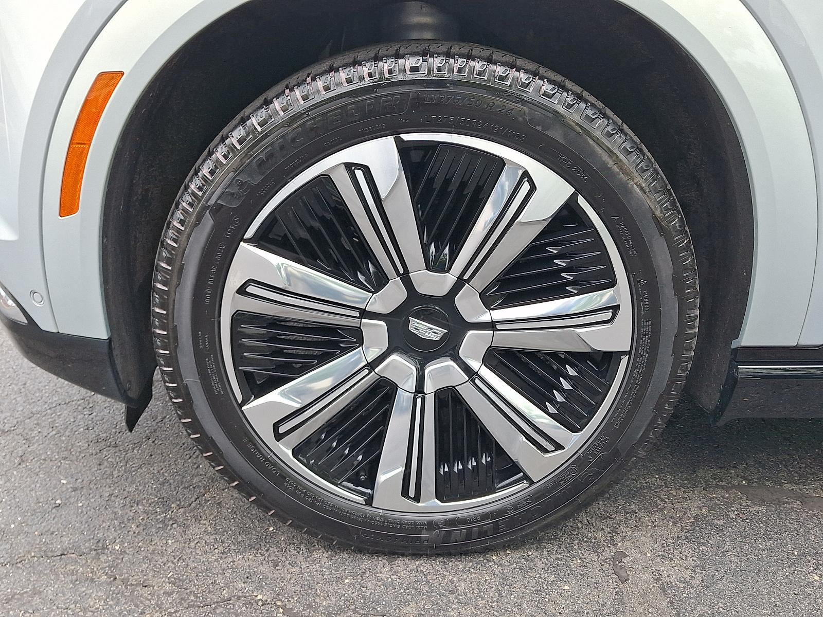 2025 Cadillac ESCALADE IQ Luxury 2