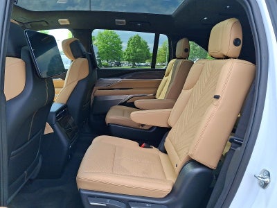 2025 Cadillac ESCALADE IQ Luxury 2