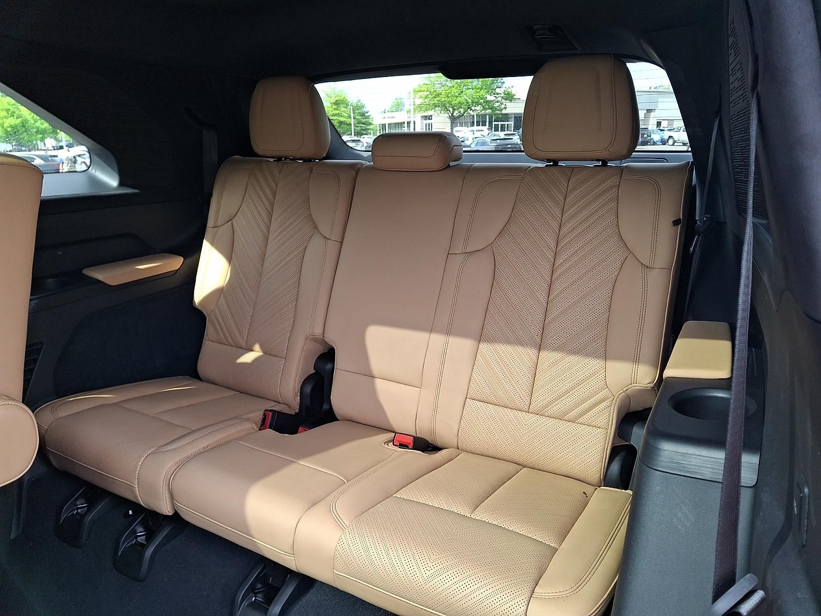 2025 Cadillac ESCALADE IQ Luxury 2