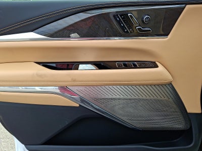 2025 Cadillac ESCALADE IQ Luxury 2
