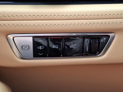 2025 Cadillac ESCALADE IQ Luxury 2