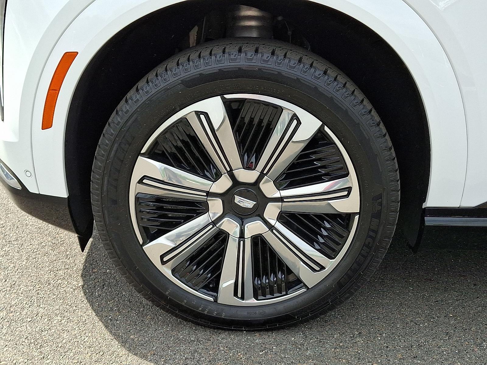 2025 Cadillac ESCALADE IQ Luxury 2