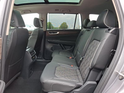 2025 Volkswagen Atlas Base