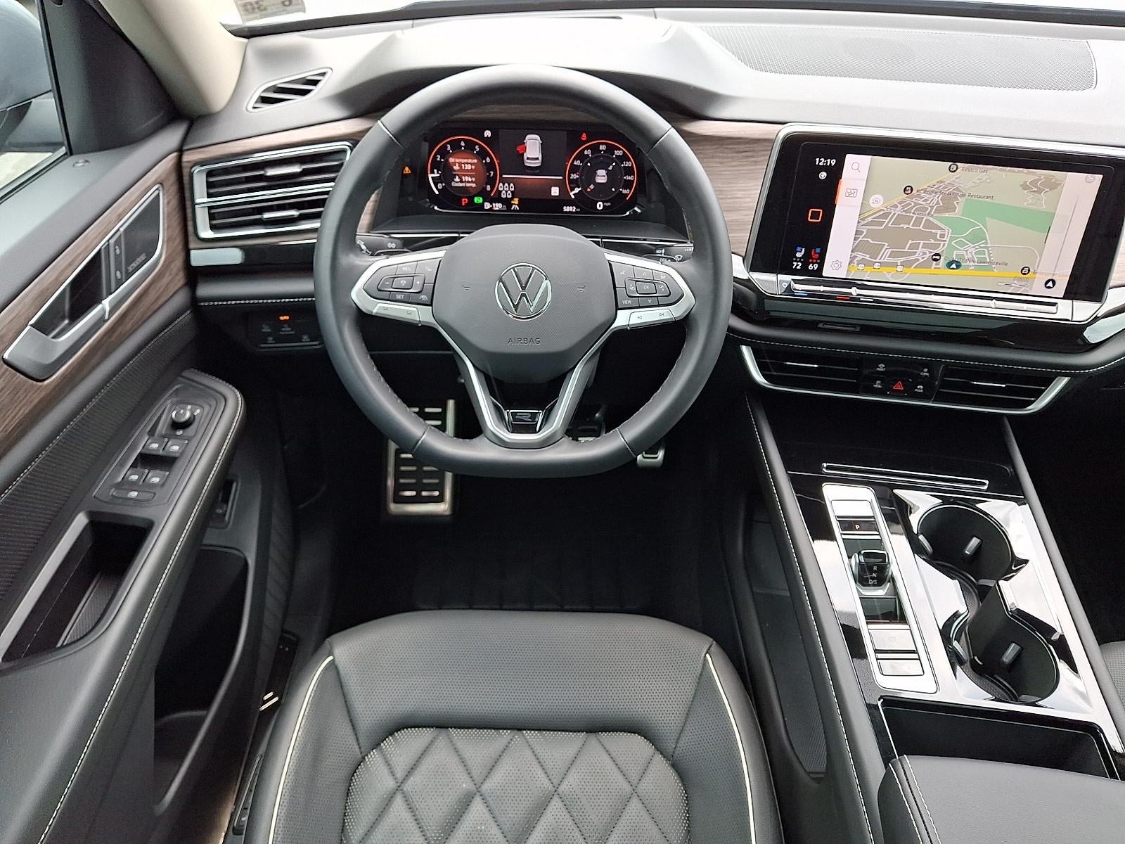 2025 Volkswagen Atlas Base