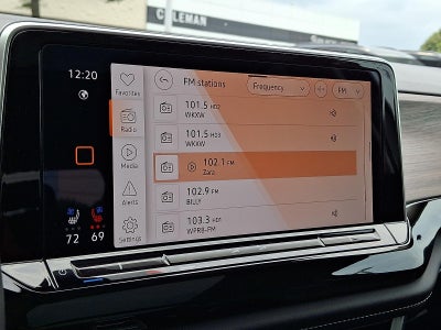 2025 Volkswagen Atlas Base