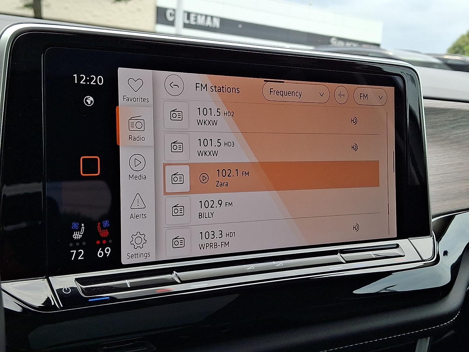 2025 Volkswagen Atlas Base