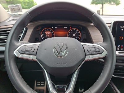 2025 Volkswagen Atlas Base