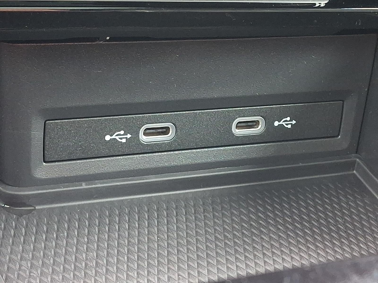 2025 Volkswagen Atlas Base
