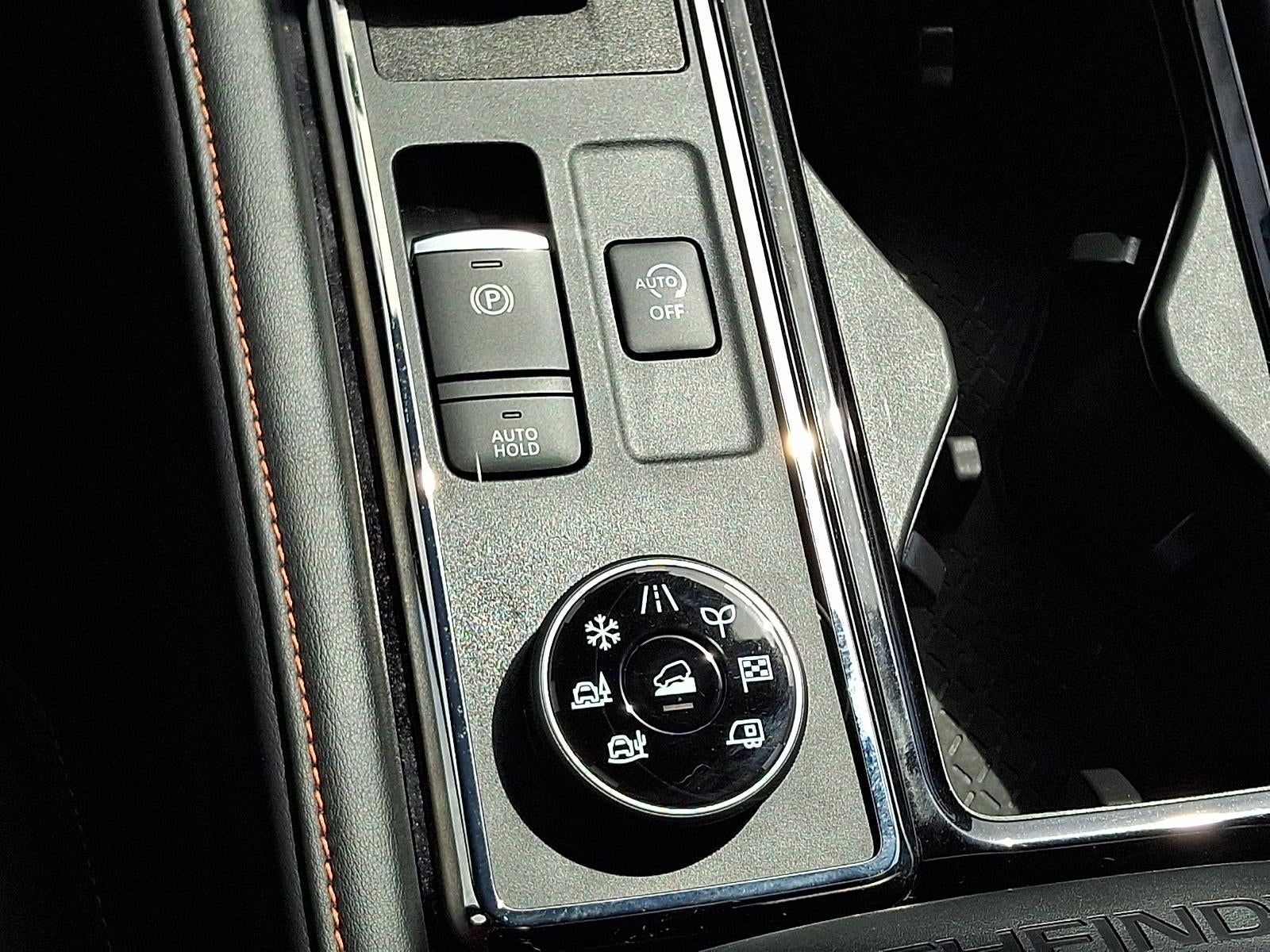 2023 Nissan Pathfinder Rock Creek 4WD