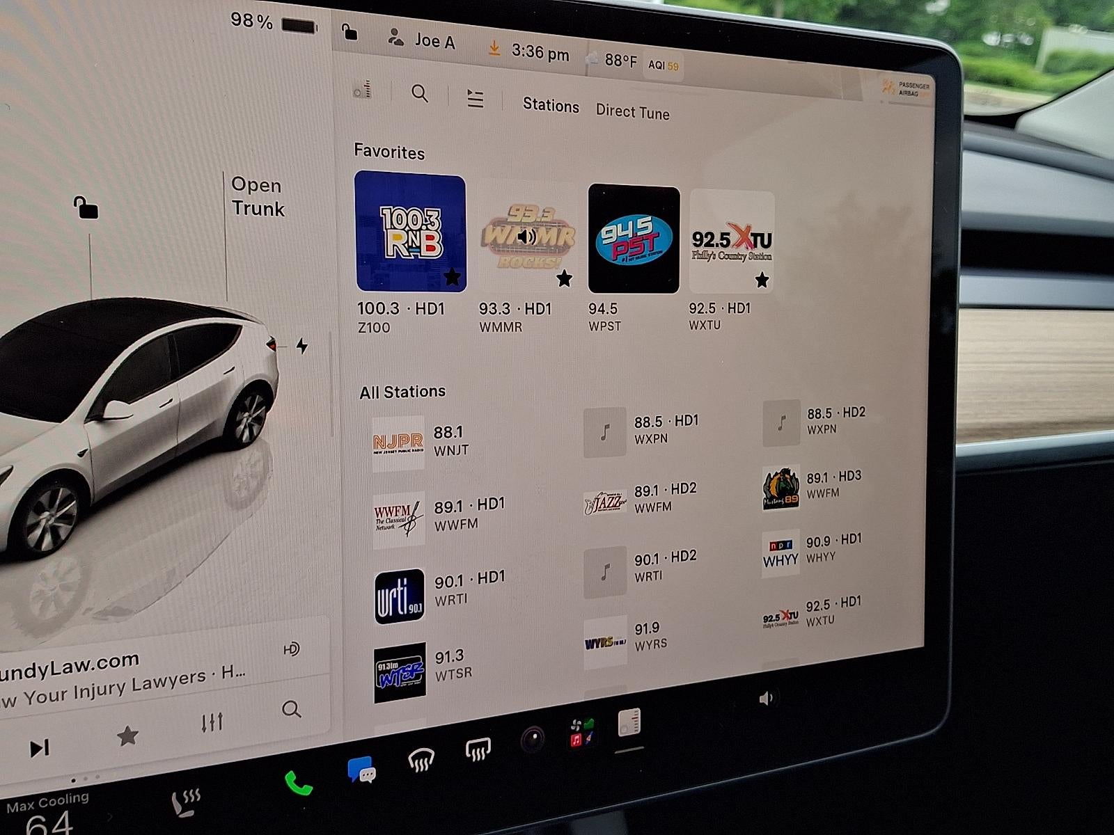 2023 Tesla Model Y Base