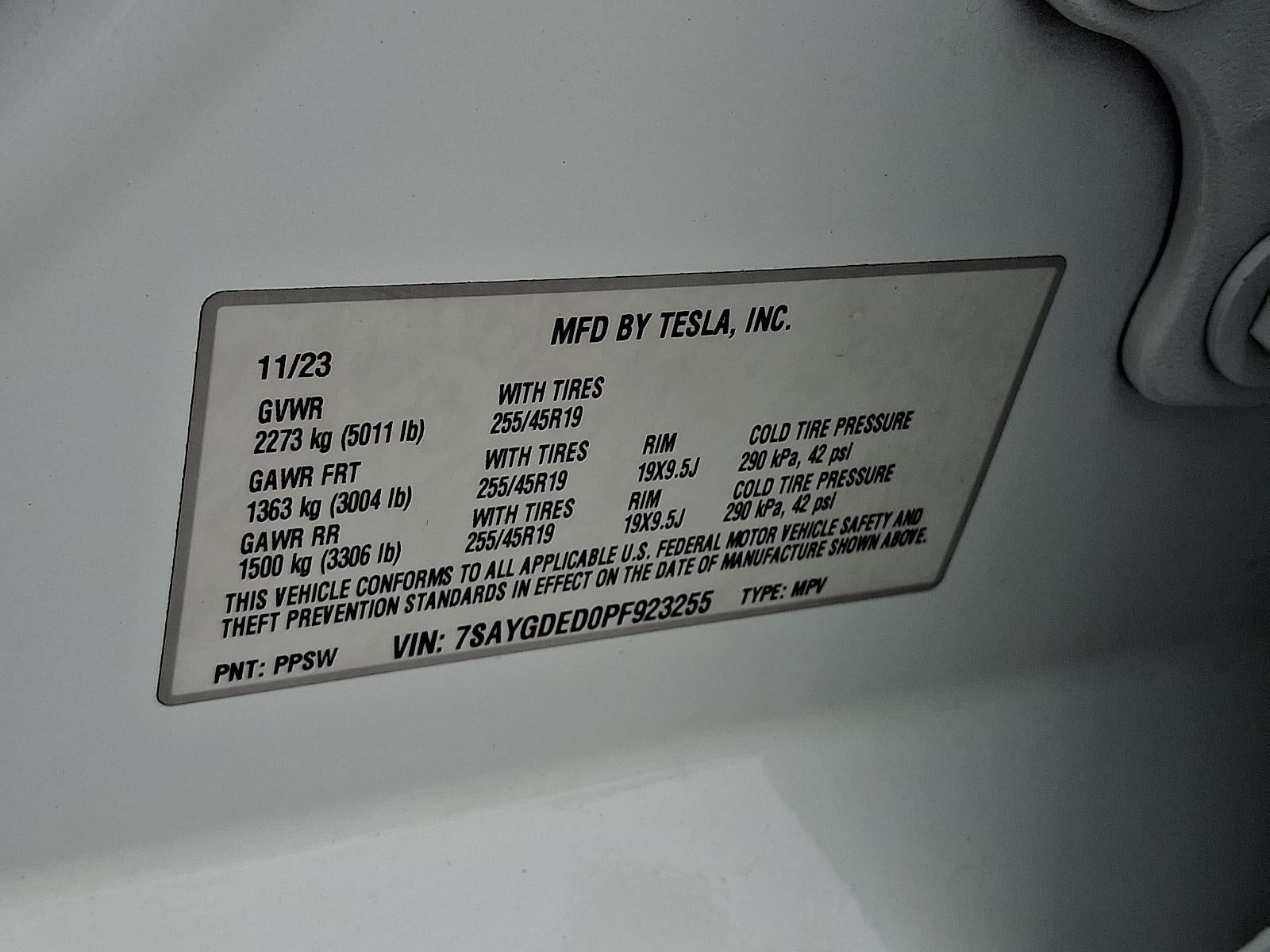 2023 Tesla Model Y Base
