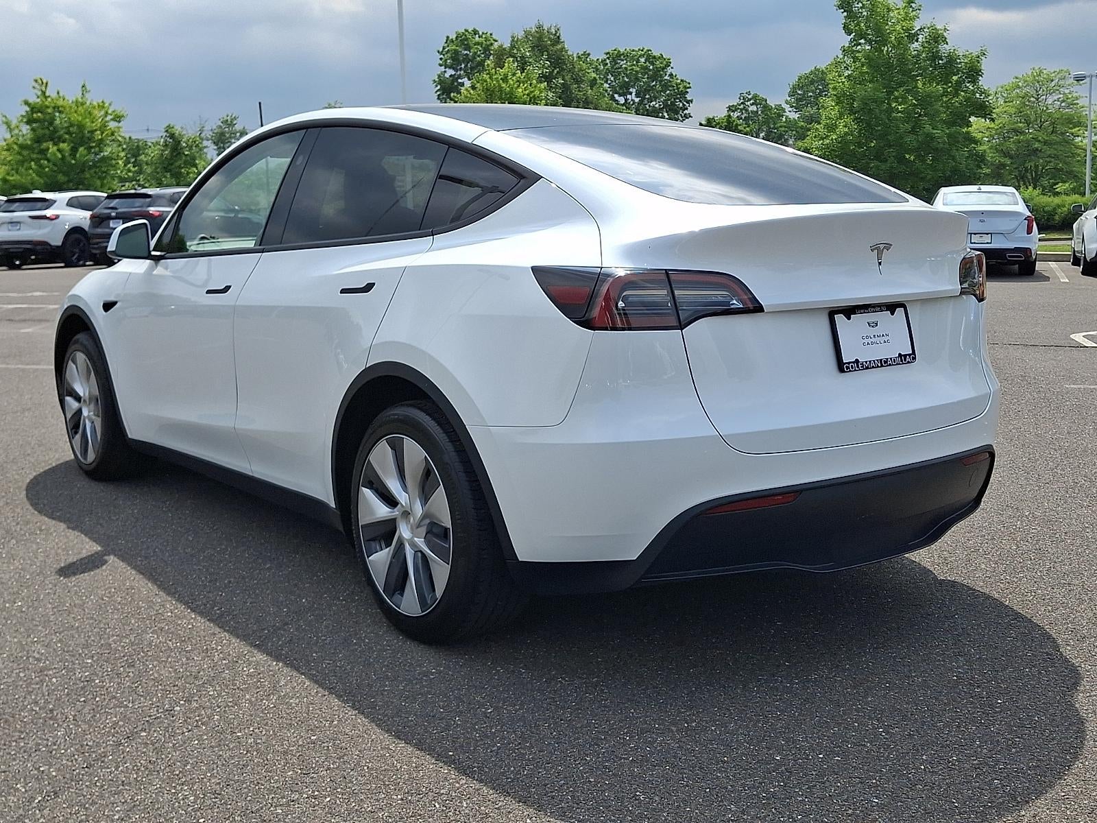 2023 Tesla Model Y Base