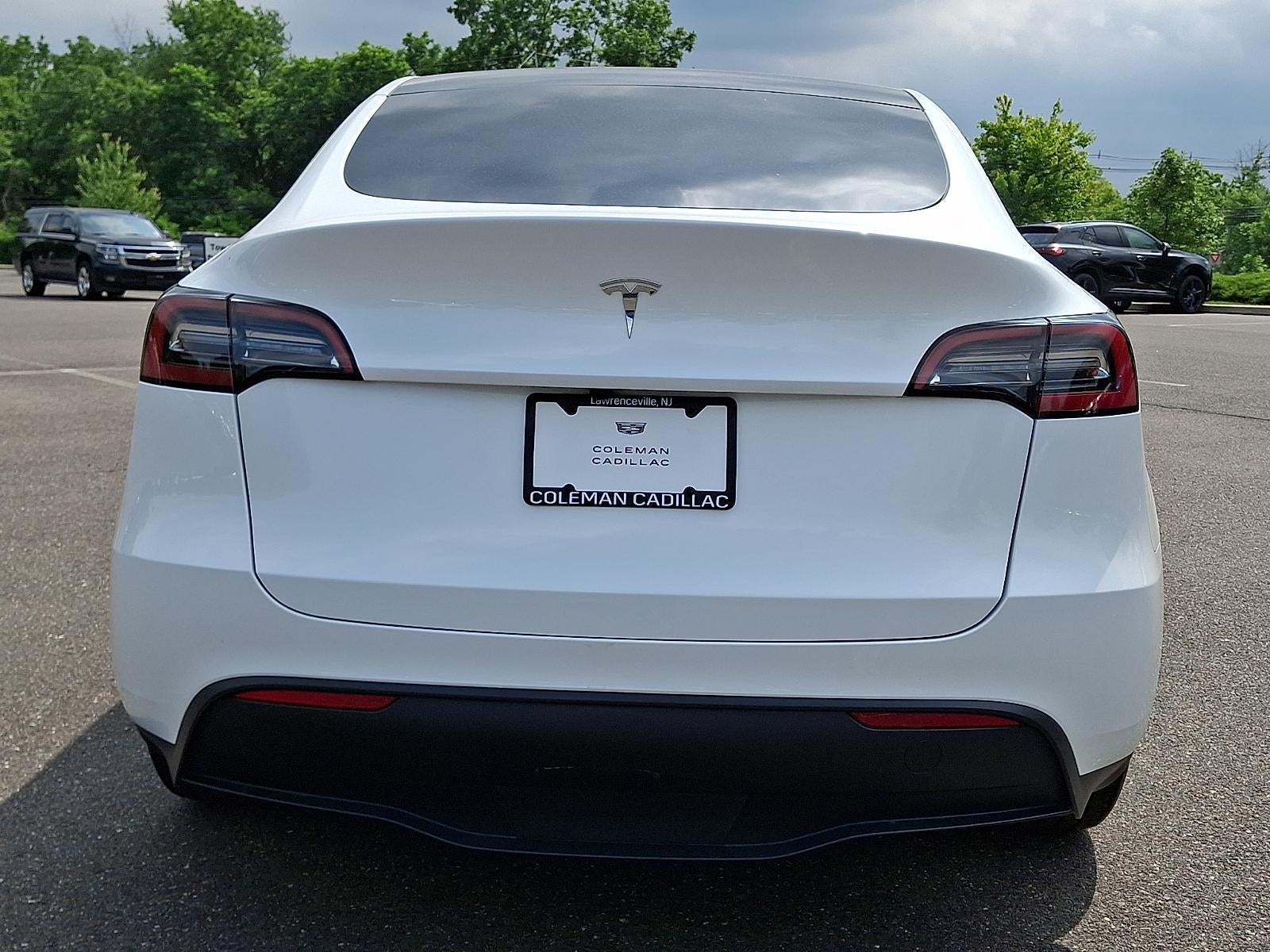2023 Tesla Model Y Base